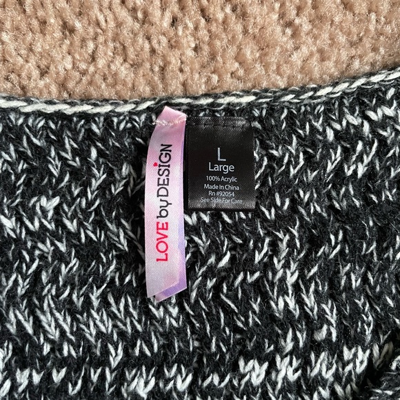 BOGO 🛍️ Distressed Ombré Cable Knit Sweater - Picture 2 of 4